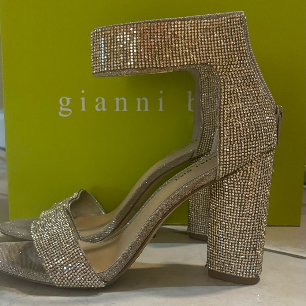 Gianni Bini High Heels